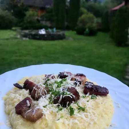 Solomia بيت ضيافة